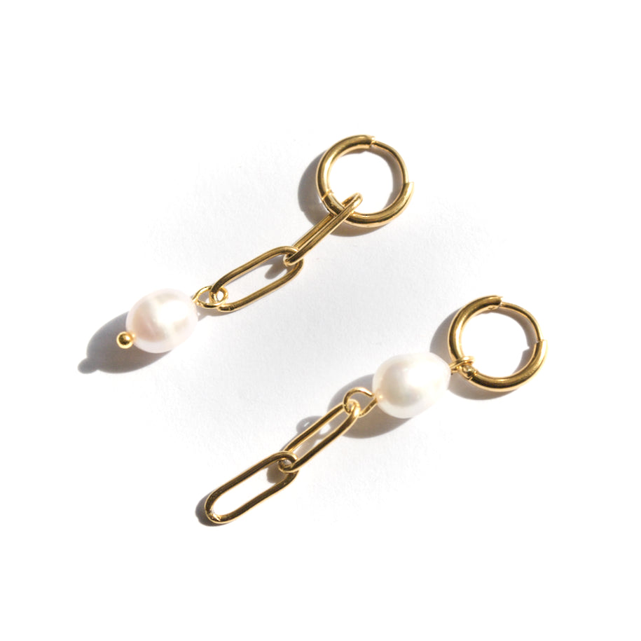 Pearl hoops gold