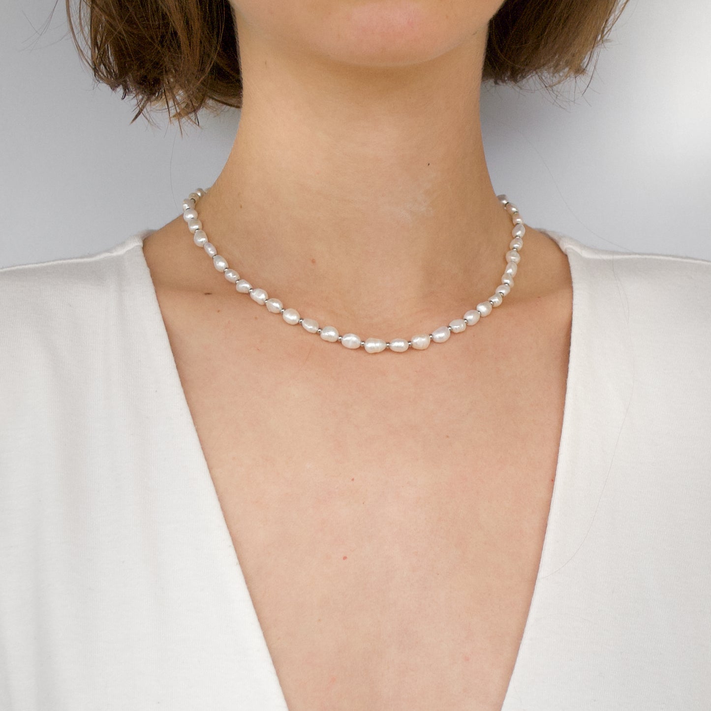 Pearl necklace silver