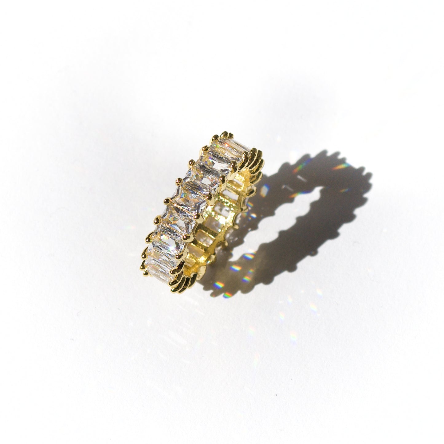 Eternity ring gold